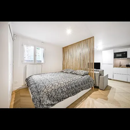 Privée Proche La Défense Et Paris Habitación en casa particular *