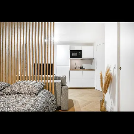 Habitación en casa particular Privée Proche La Défense Et Paris Rueil-Malmaison